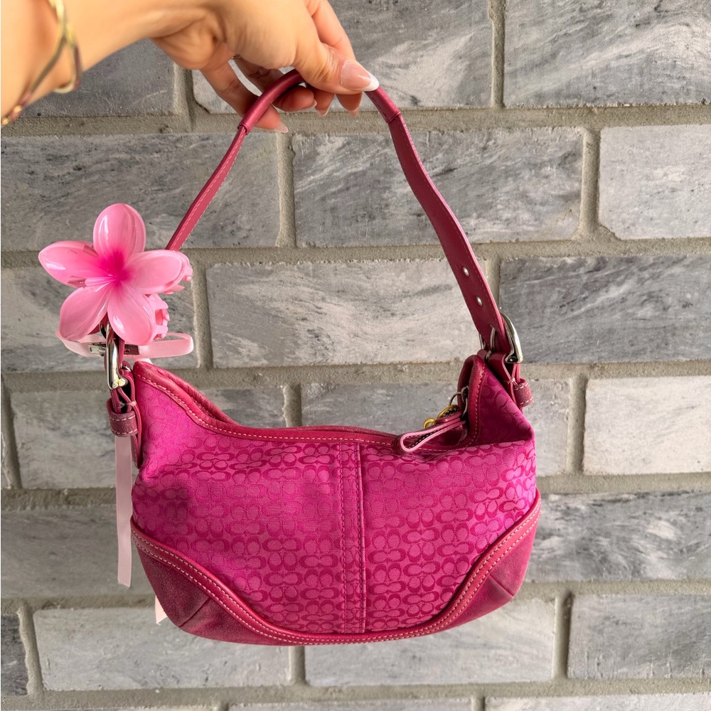 COACH Hot Pink Signature Leather Hobo Shoulder Bag - Picture 4 of 9
